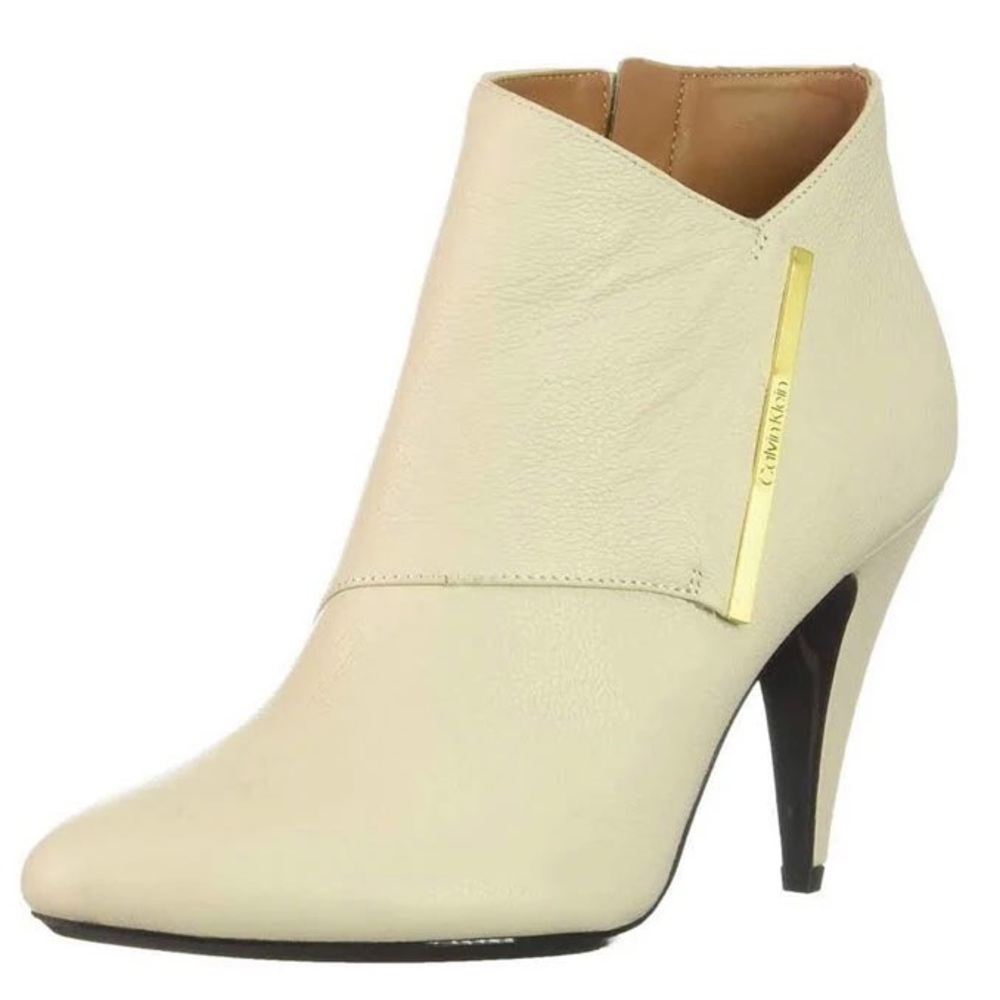 Calvin Klein Nichol Off-White Booties
